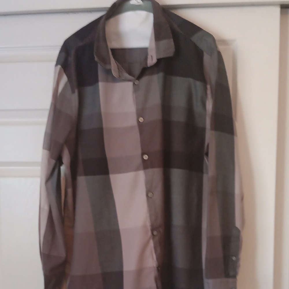 Alfani Men's Black and Gray Checkered Shirt